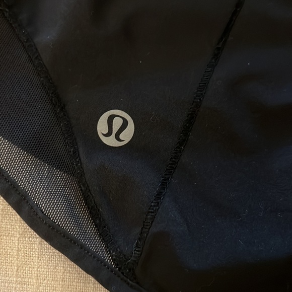LULULEMON • Hotty Hot black running athletic shorts • Drawstring • Size 8 - Picture 6 of 15